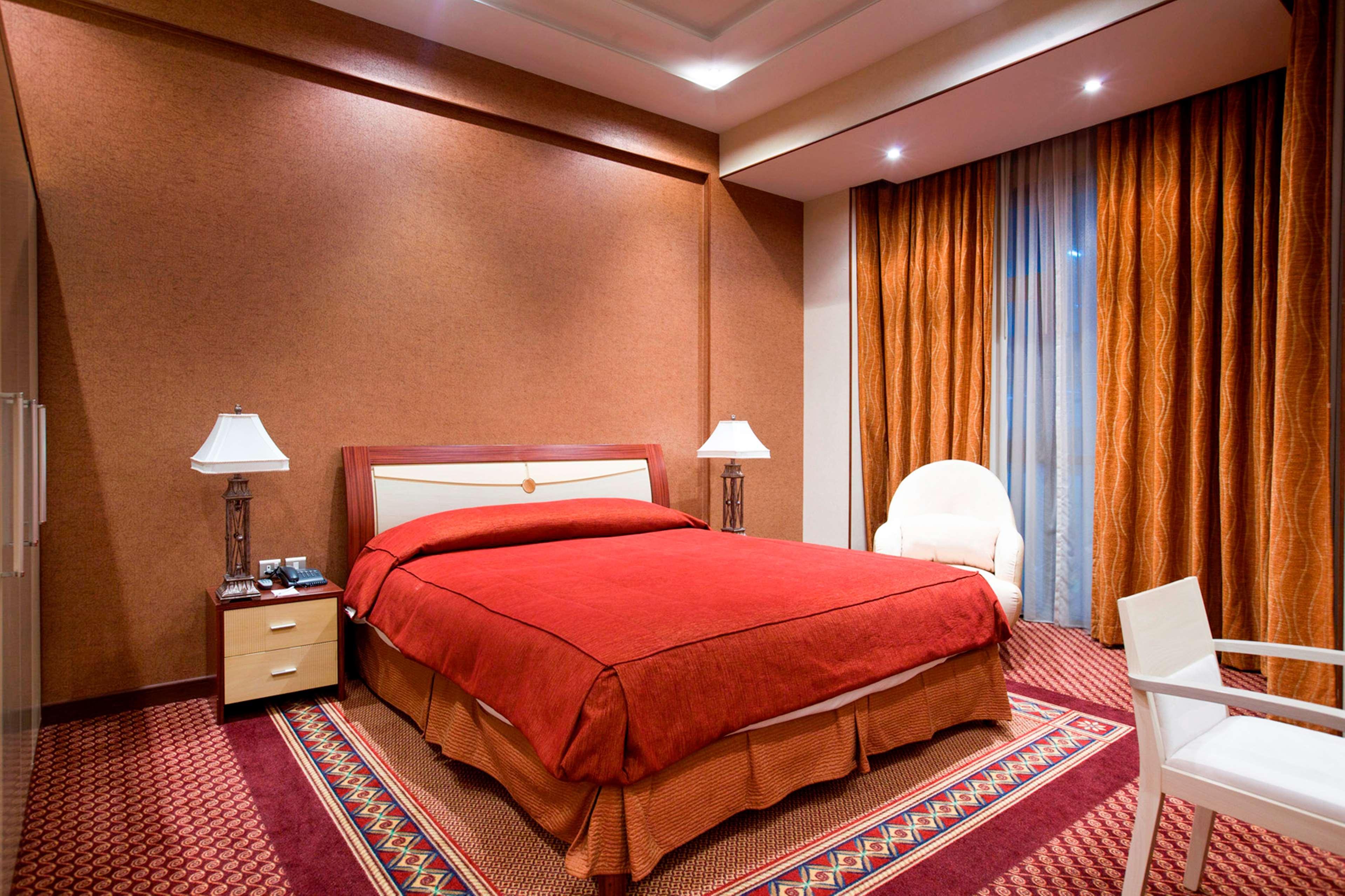 City Center Hotel Manáma Pokoj fotografie