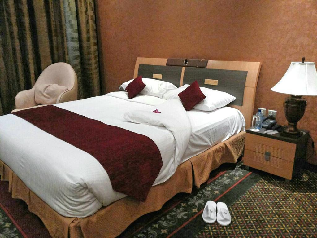 City Center Hotel Manáma Exteriér fotografie